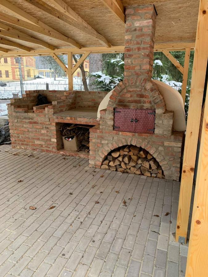 St. Hubertus Étterem és Panzió Parádsasvár Exterior foto