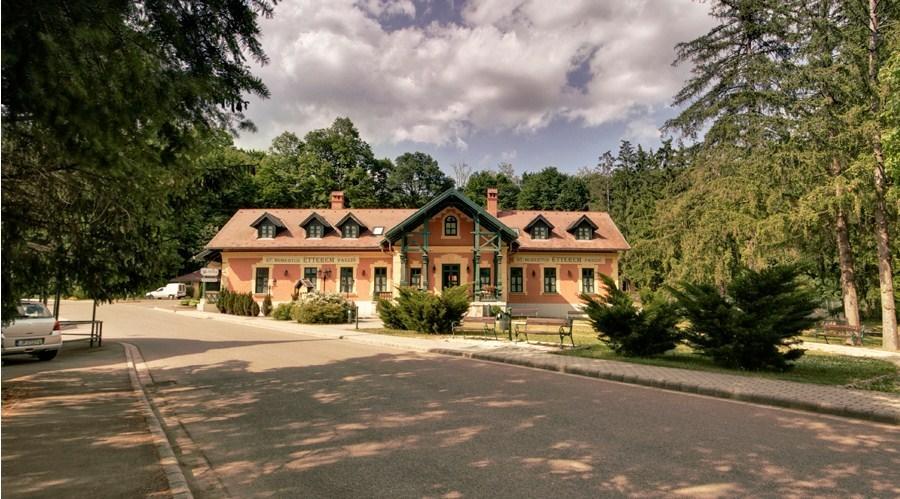 St. Hubertus Étterem és Panzió Parádsasvár Exterior foto